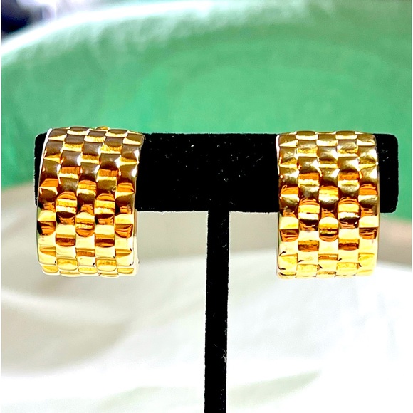 Givenchy Vintage Gold Plated Ribbed Design Chunky Clip On Earrings EUC - Picture 1 of 16